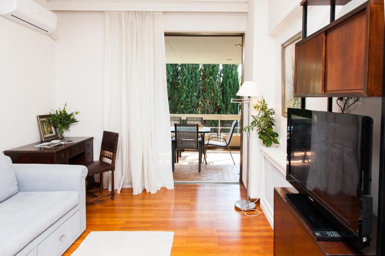 Delux Apartment With Amazing Balcony! Atenas Exterior foto